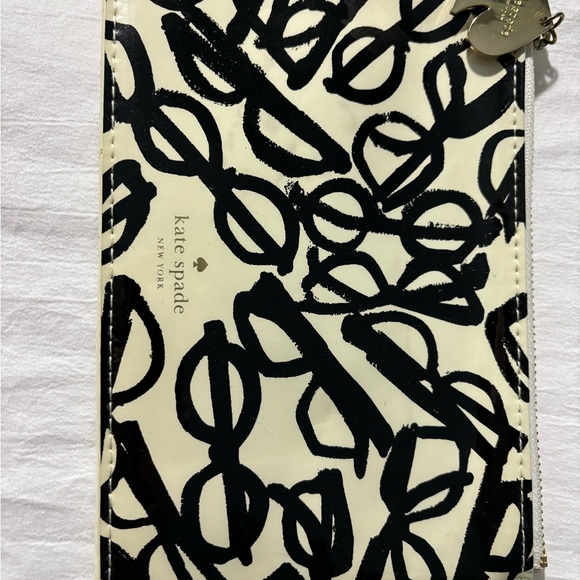 Kate Spade Zipper Pouch - Picture 6 of 6